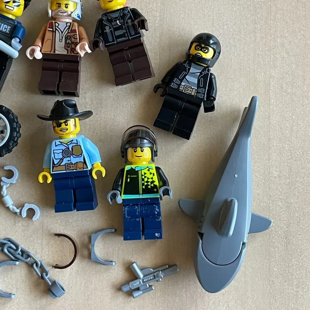 Lot Bundle of Lego‎ Figures Figurines Toys